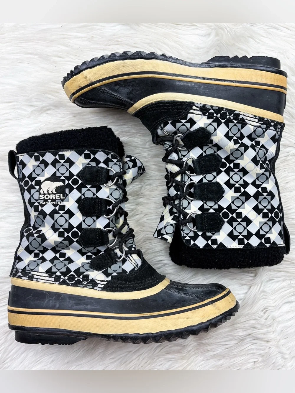 Sorel 1964 Pac Graphic Geometric Fleece Lined Waterproof Winter Duck Boots Gray